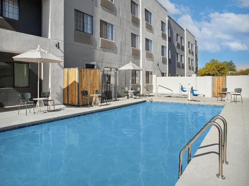Spark By Hilton Tucson Airport image