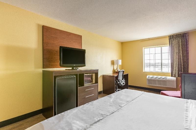 Townhouse Tulsa Airport & Fairgrounds