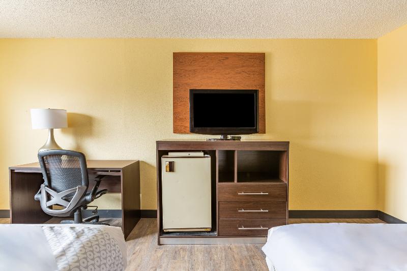 Townhouse Tulsa Airport & Fairgrounds