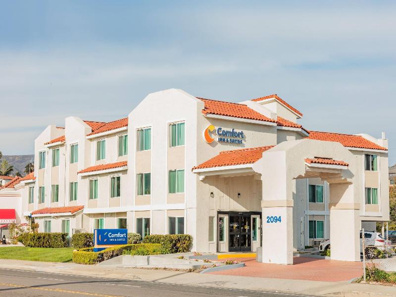 Comfort Inn & Suites Ventura Beach image