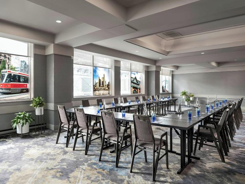 Sheraton Gateway Hotel in Toronto Int'l Airport image