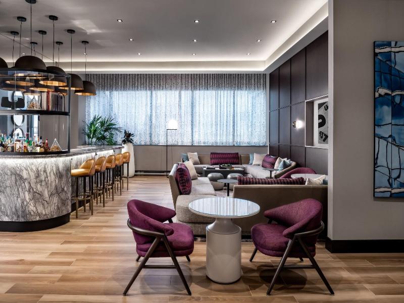 Sheraton Gateway Hotel in Toronto Int'l Airport image