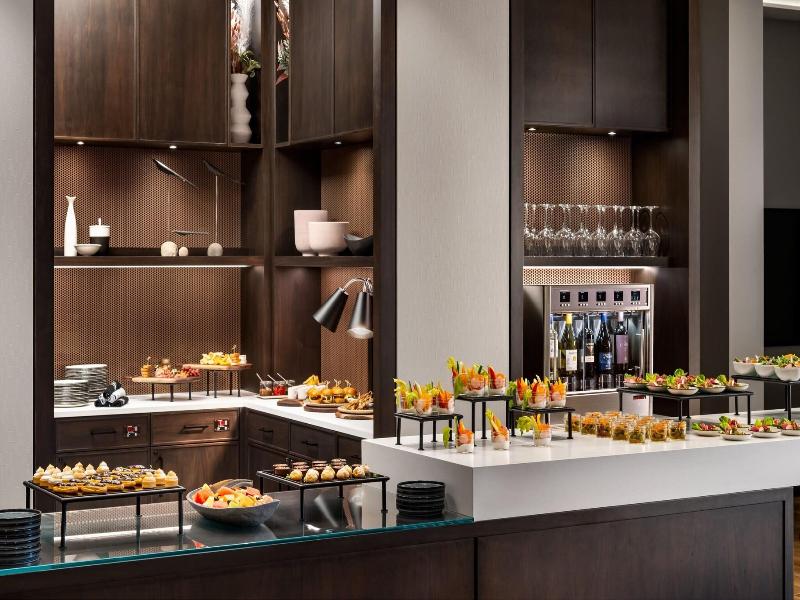 Sheraton Gateway Hotel in Toronto Int'l Airport image