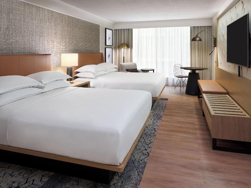 Sheraton Gateway Hotel in Toronto Int'l Airport image