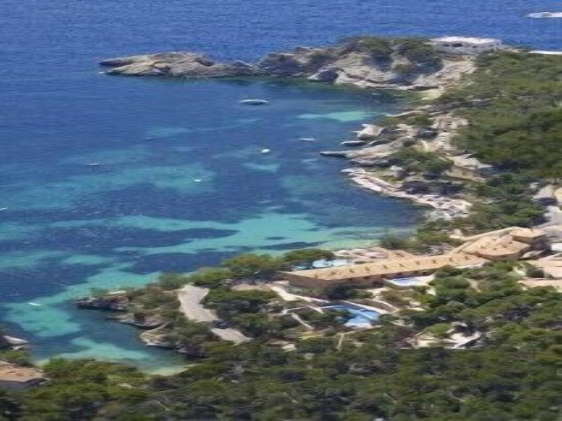 Petit Cala Fornells image