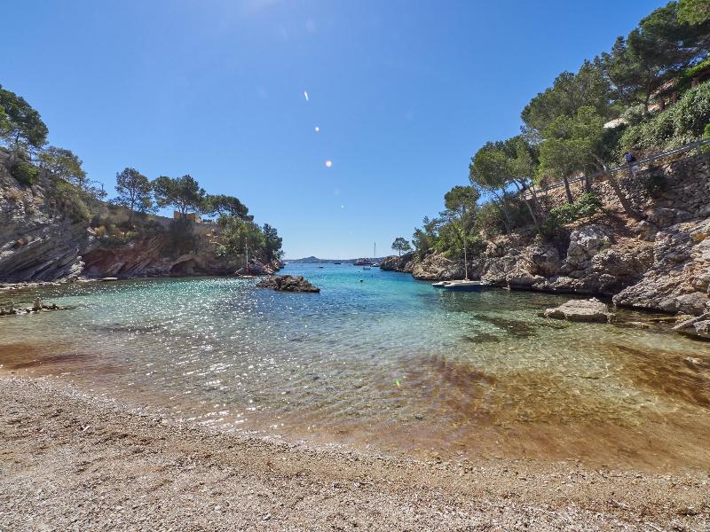 Petit Cala Fornells image