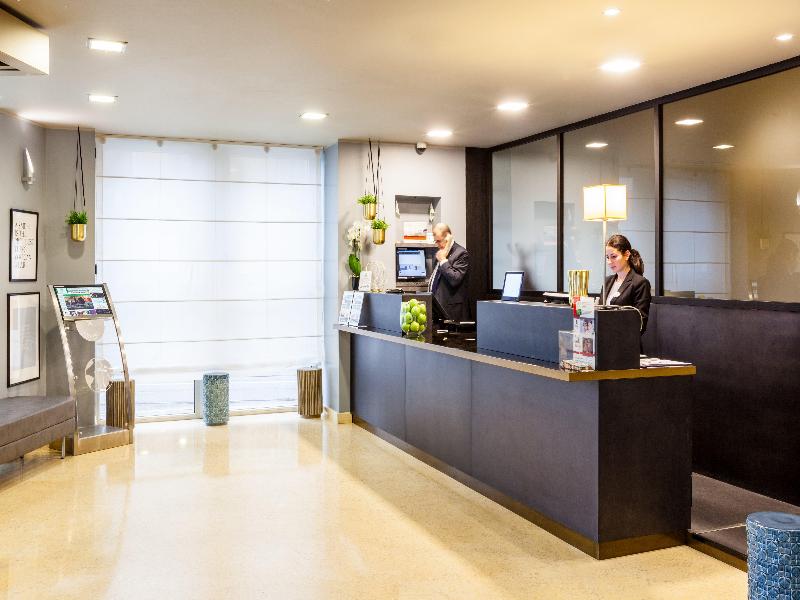 Holiday Inn Milan Garibaldi Station image