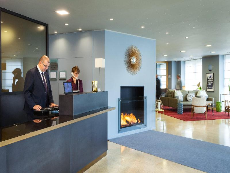 Holiday Inn Milan Garibaldi Station image