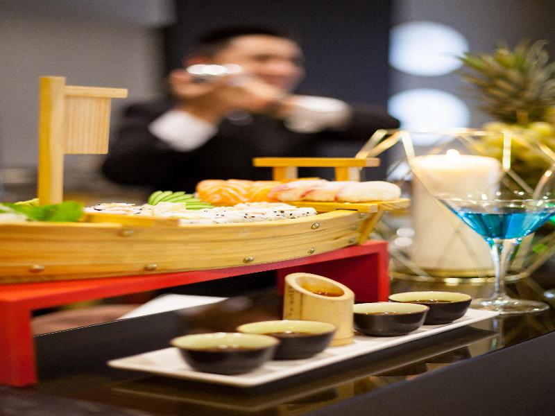 Holiday Inn Milan Garibaldi Station image