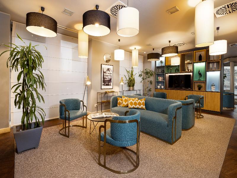Holiday Inn Milan Garibaldi Station image