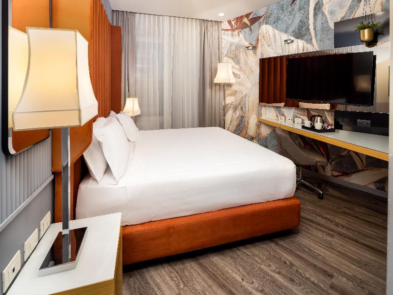 Holiday Inn Milan Garibaldi Station image