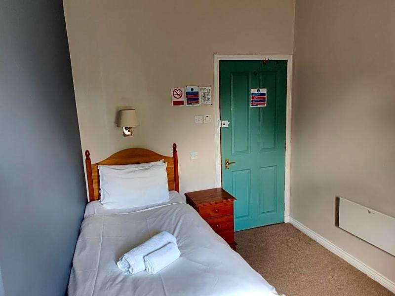 Richmond Hotel image