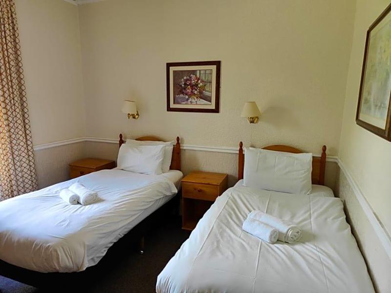Richmond Hotel image