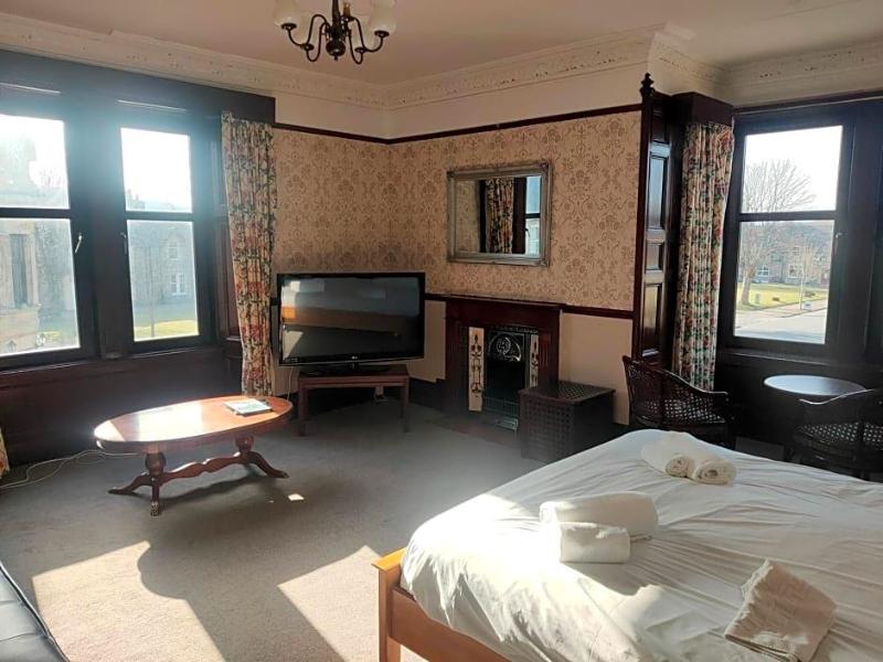 Richmond Hotel image