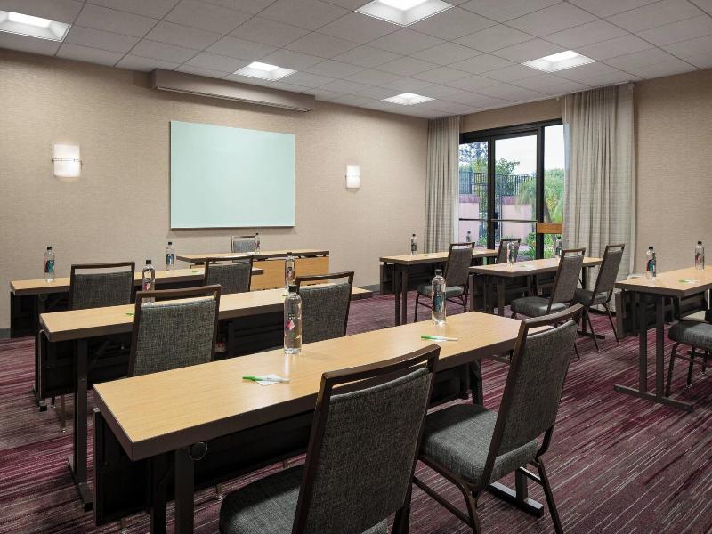 Courtyard By Marriott Santa Ana image