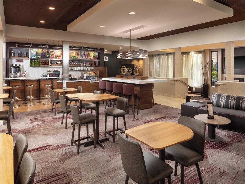 Courtyard By Marriott Santa Ana image
