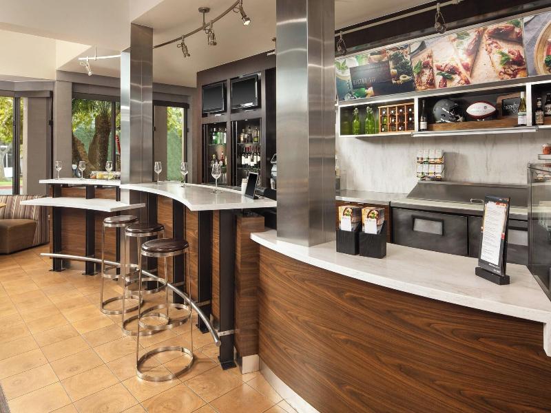 Courtyard By Marriott Santa Ana image