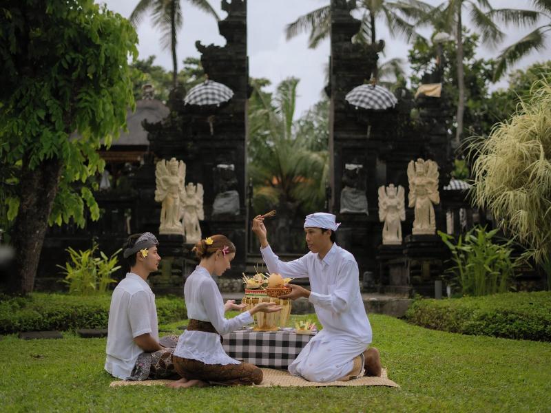 The Laguna Resort & Spa image