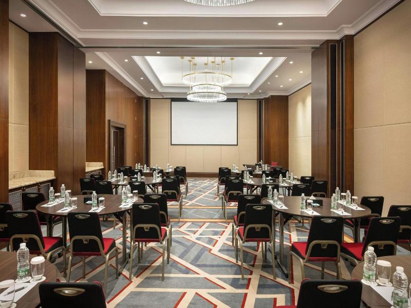 Sheraton Oman image