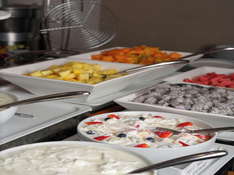 Sheraton Oman image
