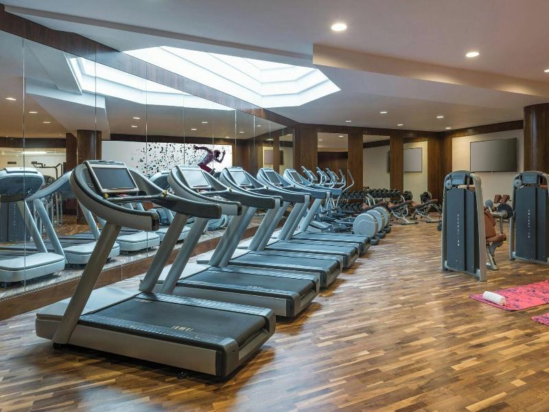 Sheraton Oman image