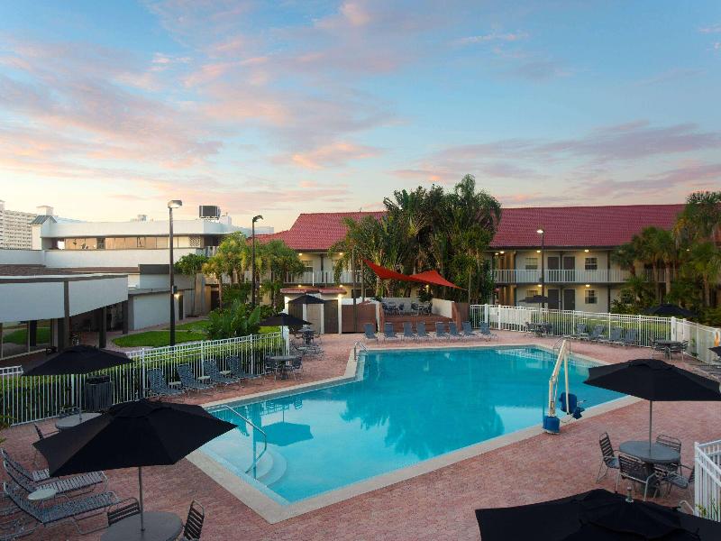 La Quinta Inn Cocoa Beach image