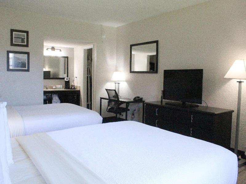 La Quinta Inn Cocoa Beach image