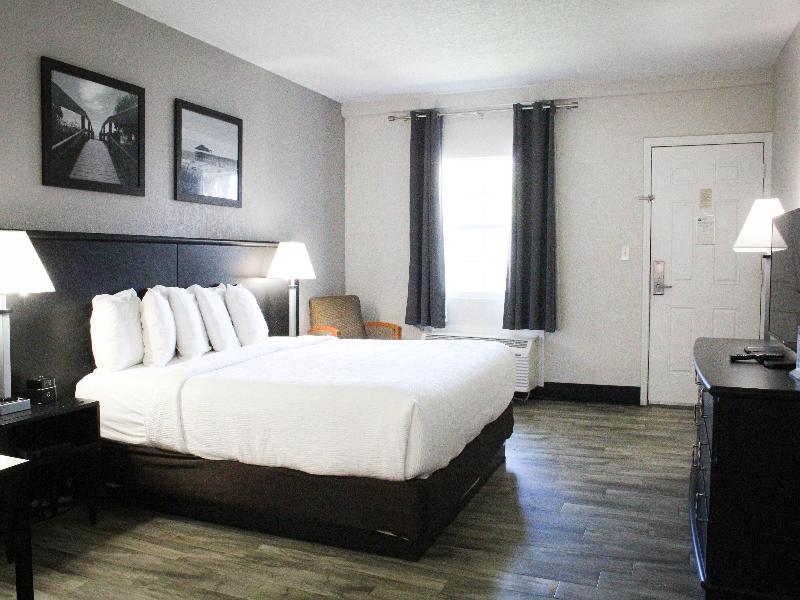 La Quinta Inn Cocoa Beach image
