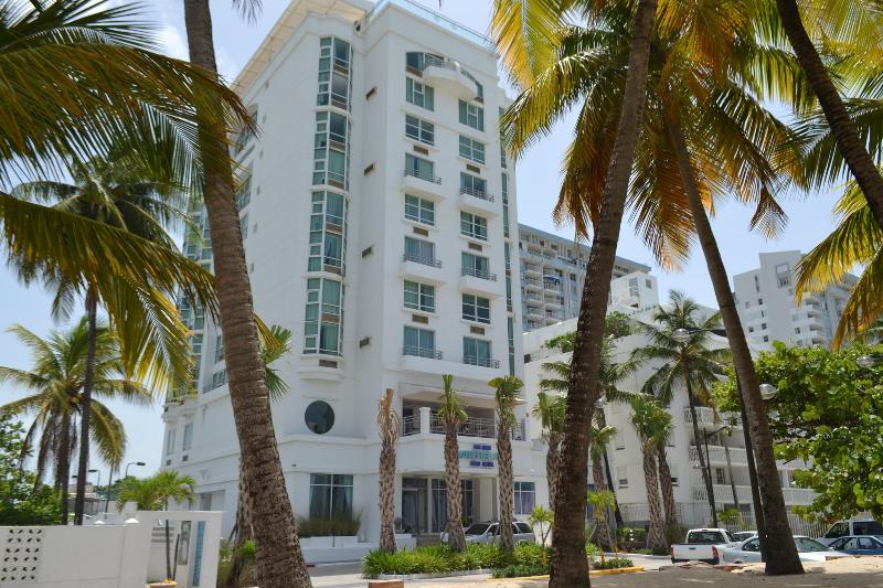 Hotel San Juan Water & Beach Club Hotel