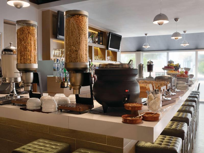 TRYP By Wyndham Isla Verde image