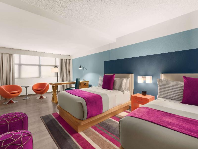 TRYP By Wyndham Isla Verde image