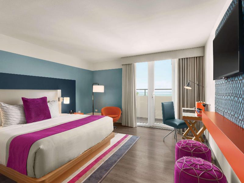 TRYP By Wyndham Isla Verde image