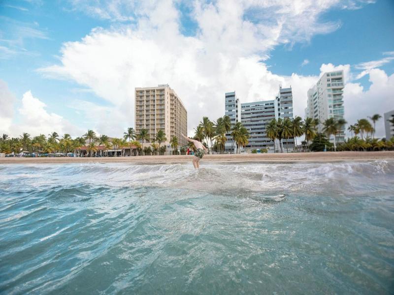 Courtyard Isla Verde Beach Resort photo 16
