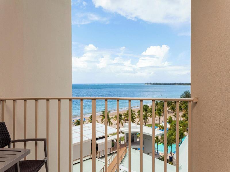 Courtyard Isla Verde Beach Resort image
