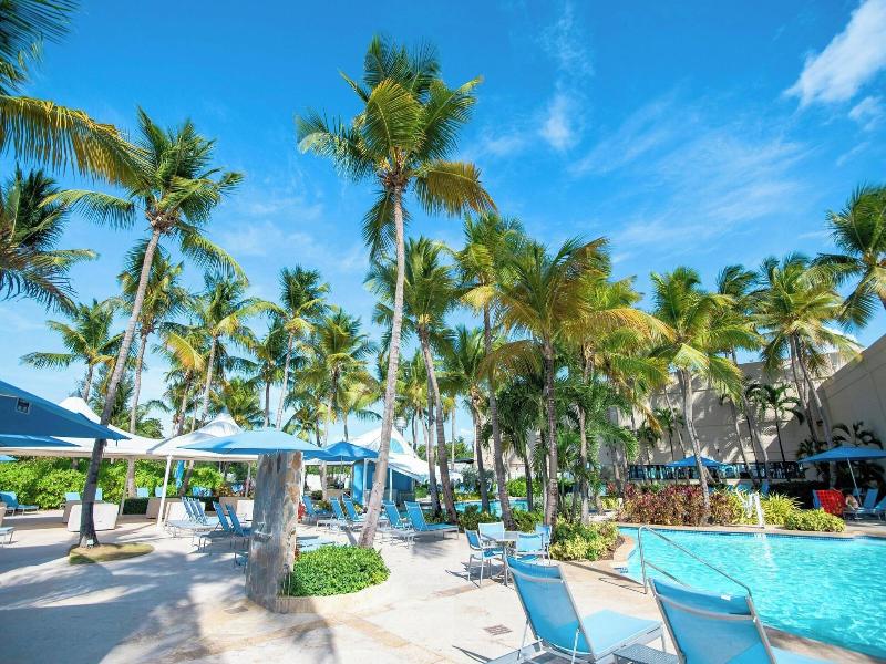Courtyard Isla Verde Beach Resort image
