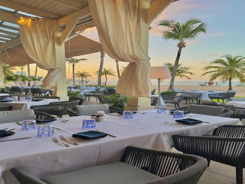 Courtyard Isla Verde Beach Resort image