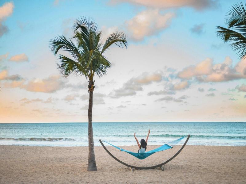 Courtyard Isla Verde Beach Resort image