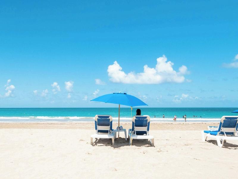 Courtyard Isla Verde Beach Resort image