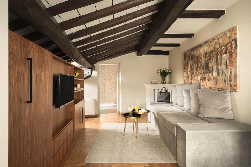 Sole Al Pantheon Hotel