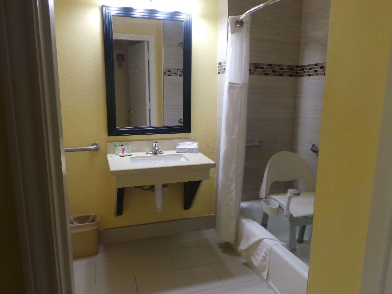 SureStay Plus Hotel by Best Western Alvin image