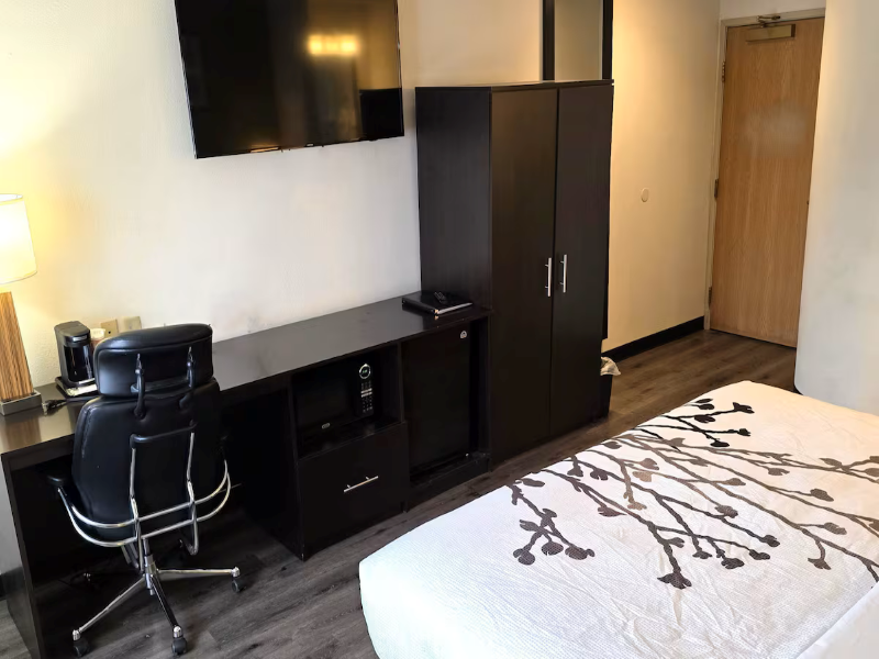 Austinburg Hotel by IHG image