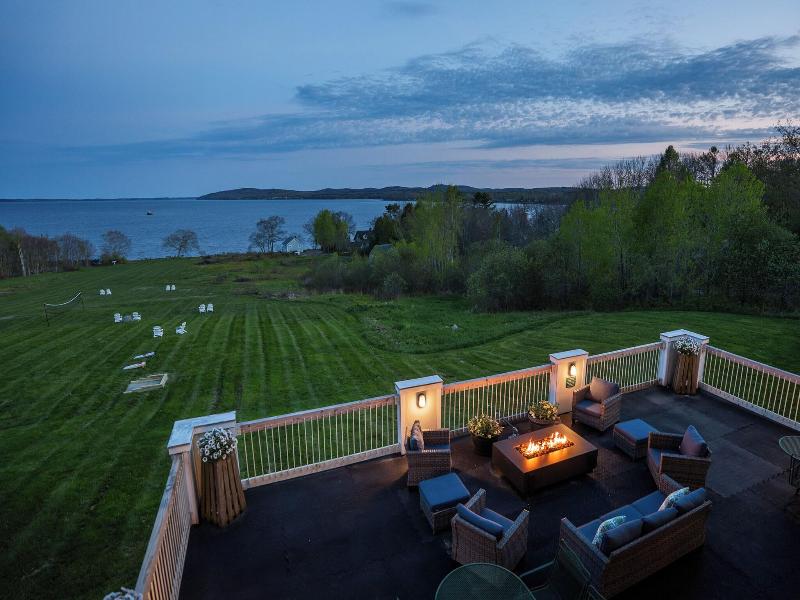 Fireside Inn & Suites Ocean's Edge