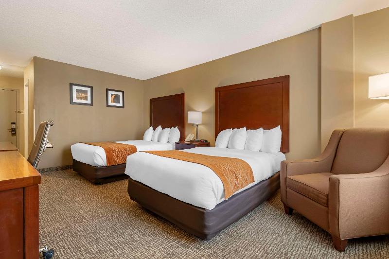 Comfort Inn MSP Airport - Mall of America image