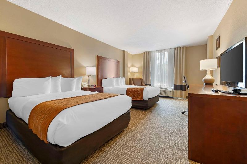 Comfort Inn MSP Airport - Mall of America image