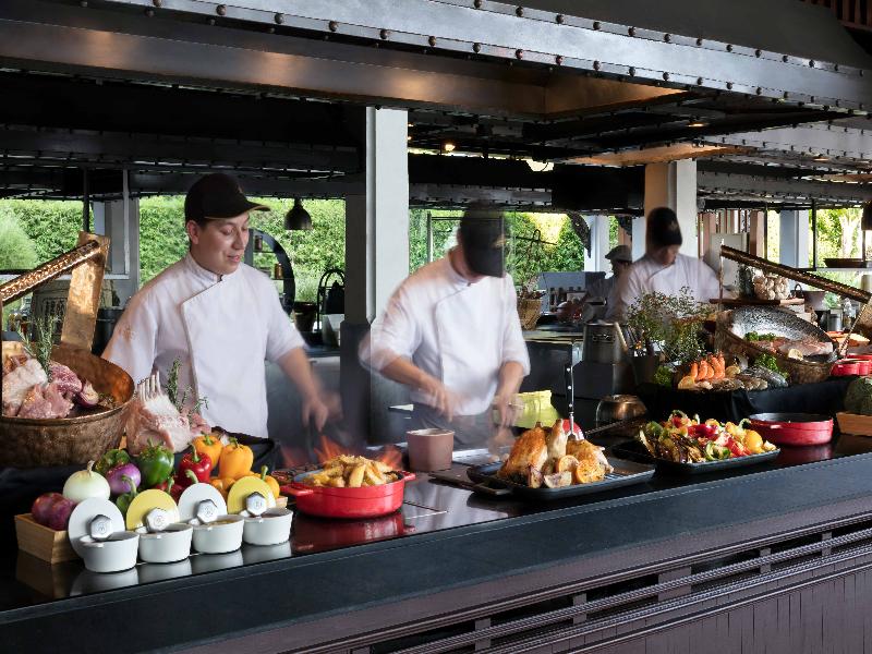 Anantara Riverside Bangkok Resort image