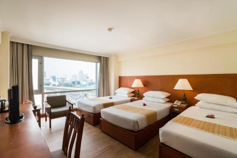 Bangkok Palace Hotel (SHA Extra Plus) image