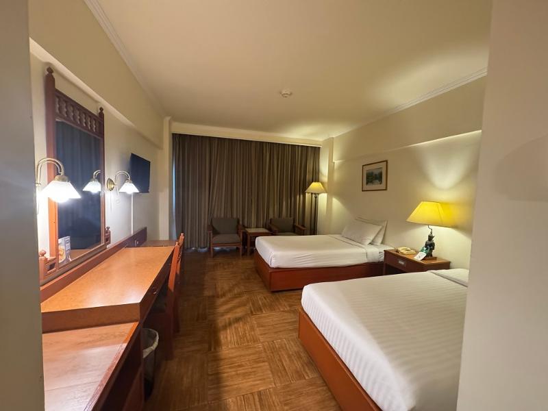 Bangkok Palace Hotel (SHA Extra Plus) image