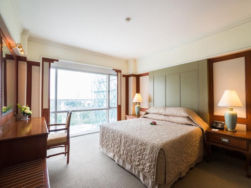 Bangkok Palace Hotel (SHA Extra Plus) image