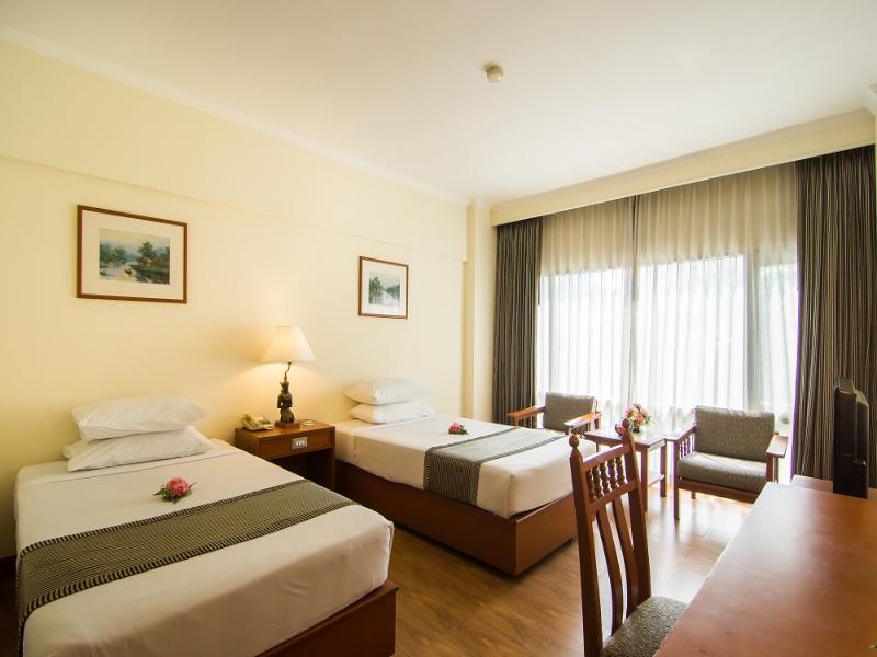Bangkok Palace Hotel (SHA Extra Plus) image