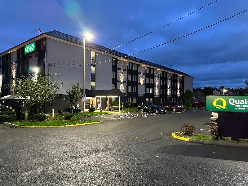 Quality Inn and Suites Everett image